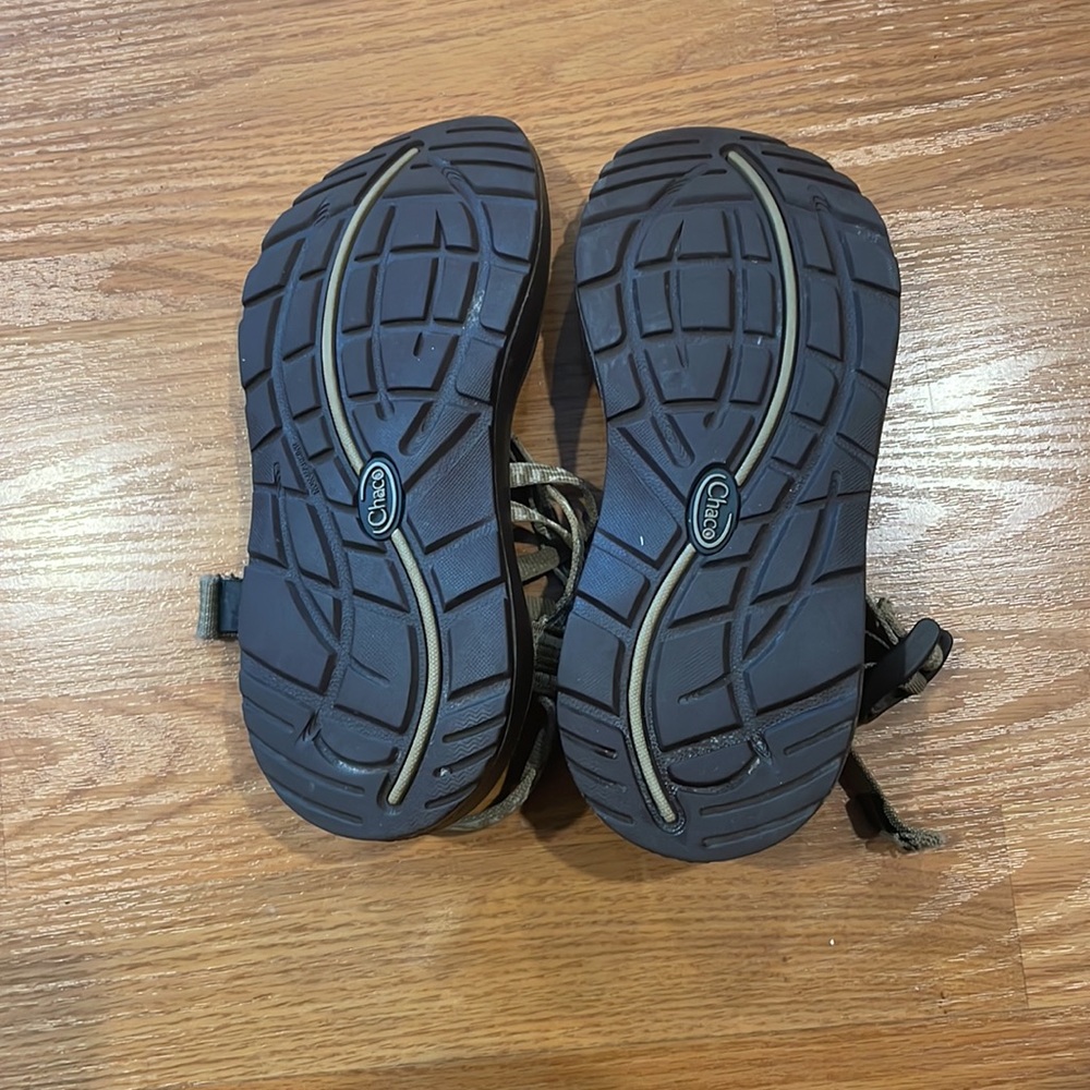 Chaco Neutral Strappy Outdoor Sandals - Taupe & Black - Picture 4 of 6